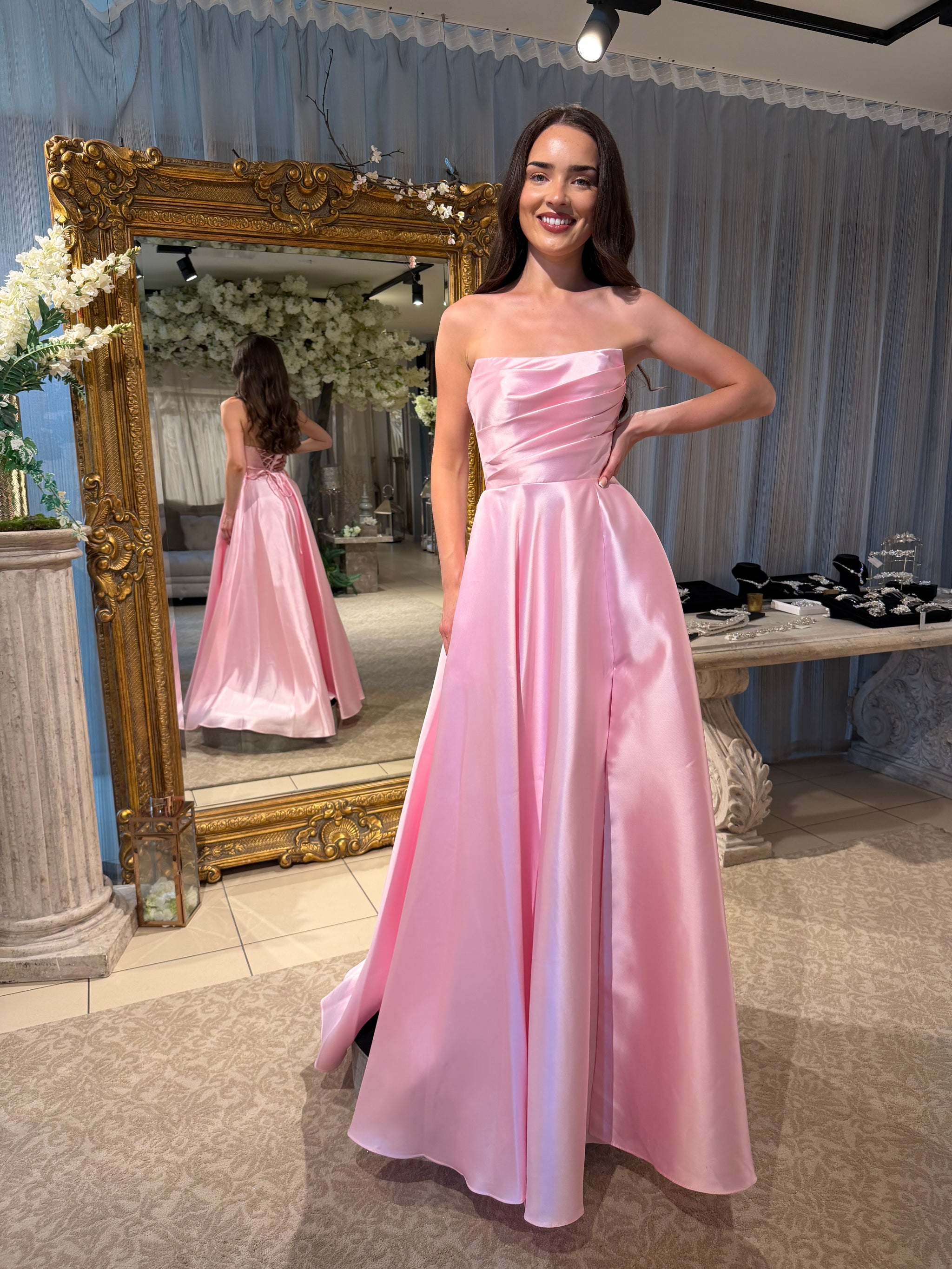 debs dresses pink More fabulous new have arrived instore Link to book your debs appointment in our Bio or on our website !! No 2 dresses sold to same school 8/10 Ideal For Debs/Proms Formal events Black Tie Galas RED BARDOT DEBS DRESS |